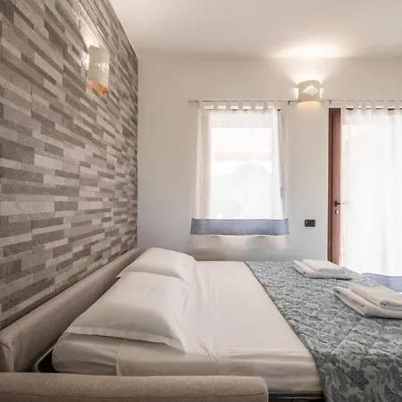 아파트 2 Minute Walk To The Sea-new, Modern With Air Conditioning 코스타 레이