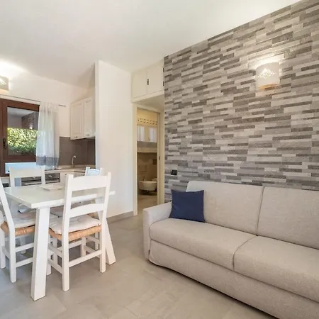2 Minute Walk To The Sea-new, Modern With Air Conditioning 코스타 레이